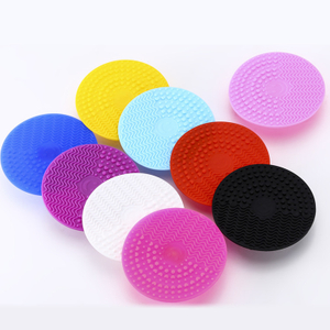 Round Silicone Makeup Brush Cleaning Mat With Suction Cup 
